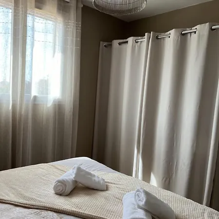 Le Moulin D'amour - Agreable Maison Familiale Proche Centre De La Rochelle Avec Piscine Chauffee La Rochelle (Charente-Maritime)