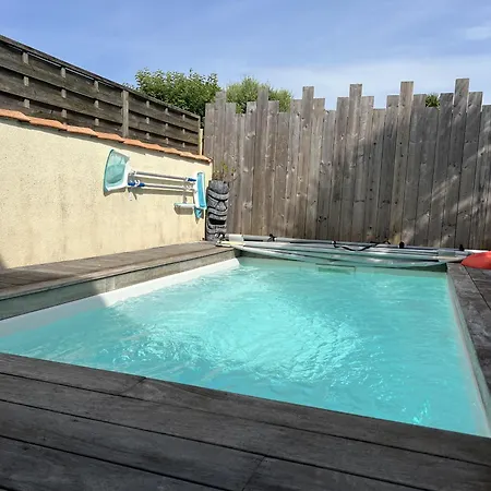 Holiday home Le Moulin D'amour - Agreable Maison Familiale Proche Centre De La Rochelle Avec Piscine Chauffee